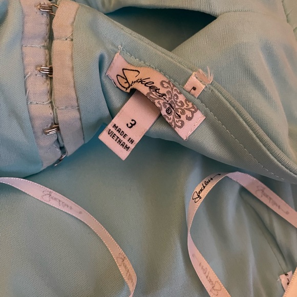 Prom dress - Picture 6 of 6